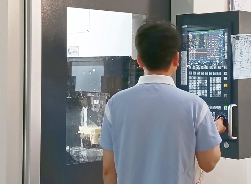 Kingco's CNC Machining One-Stop Solutions: From Prototypes to Production